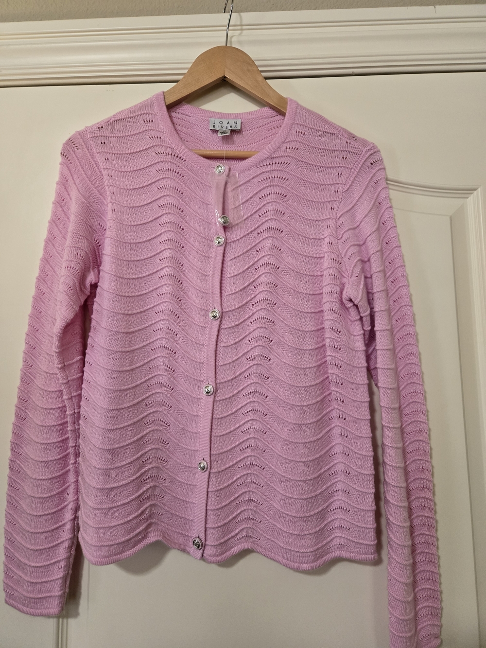 Joan Rivers Pink Wave-Pattern Button Very Soft Classy Cardigan
